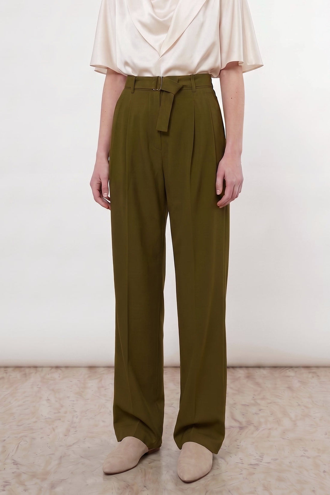 Pantalon de tailleur Chicago en laine froide Olive, Valentine Gauthier
