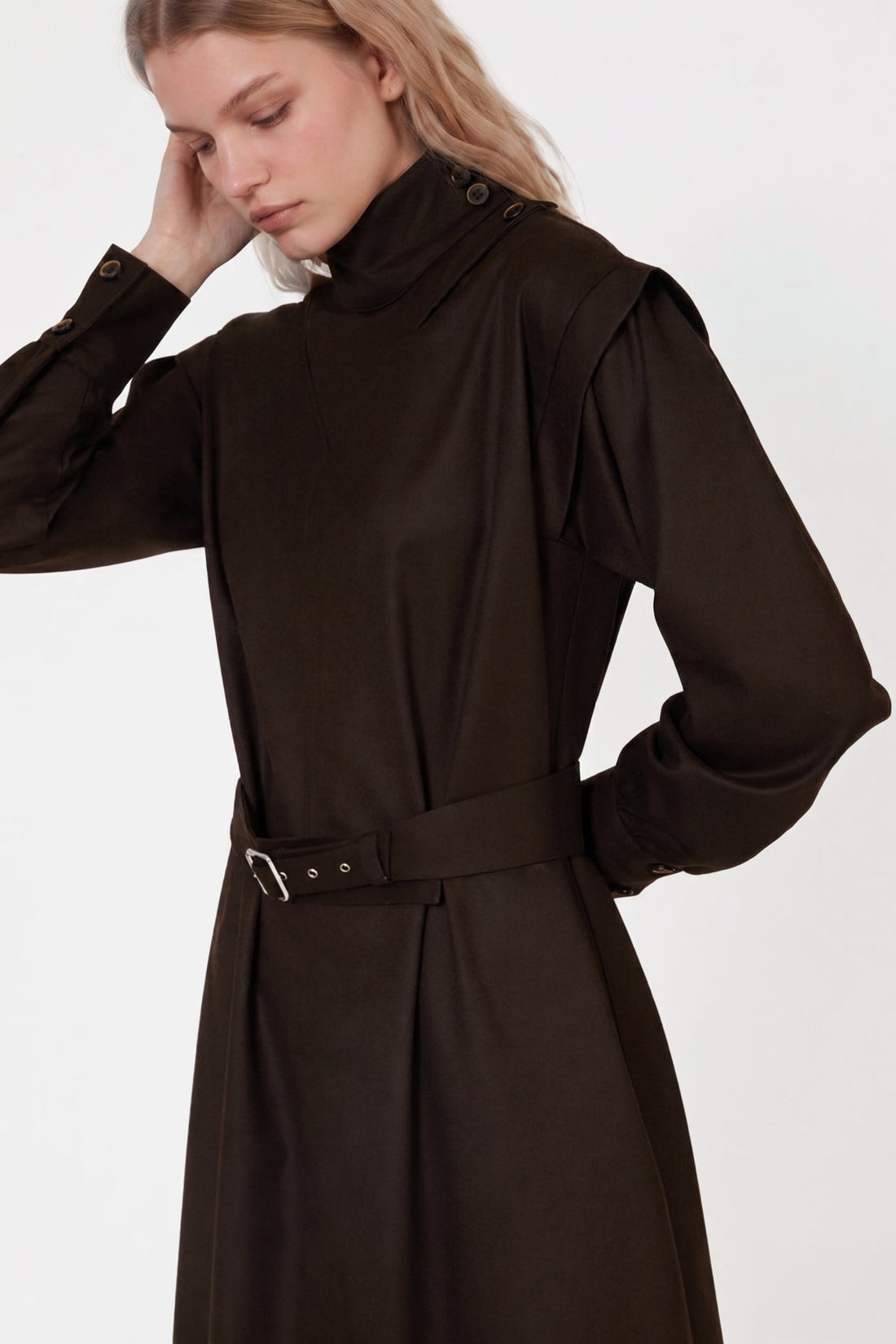 Robe mi-longue Hinoki en flanelle de laine Réglisse, Valentine Gauthier