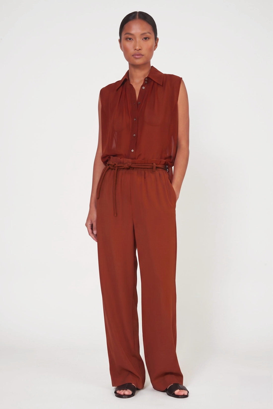 Blouse sans manches Hama en georgette de soie Argile, Valentine Gauthier