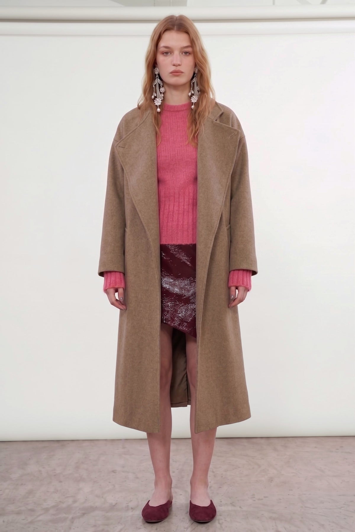 Manteau long croisé Myrtle en laine Warm Taupe, Valentine Gauthier
