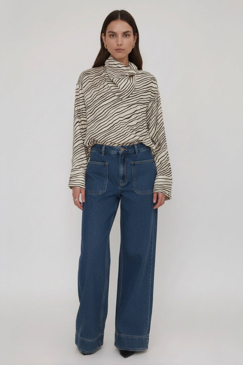 OVERSIZED BLOUSE