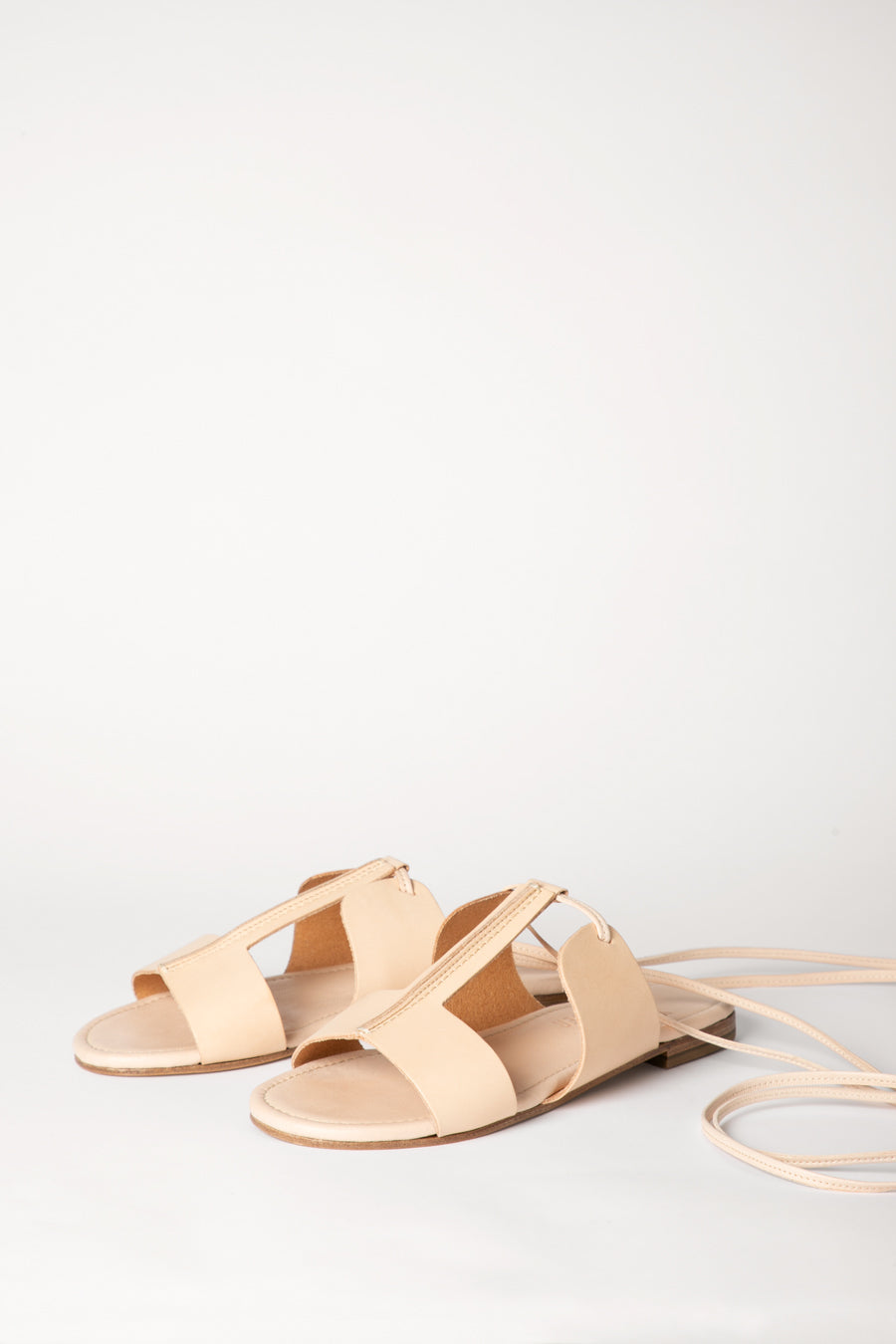 Oriza Nude Calfskin Sandals