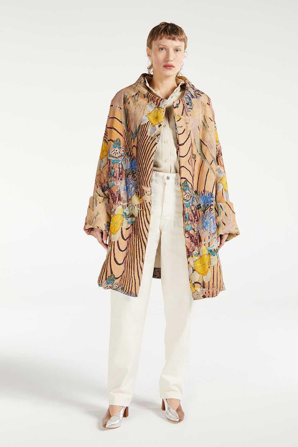 Linh Brutalism Coat in Silk Bourrette
