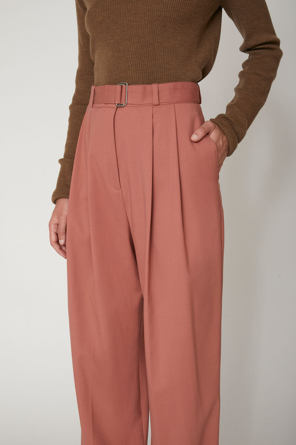 Pantalon en laine rose Valentine Gauthier