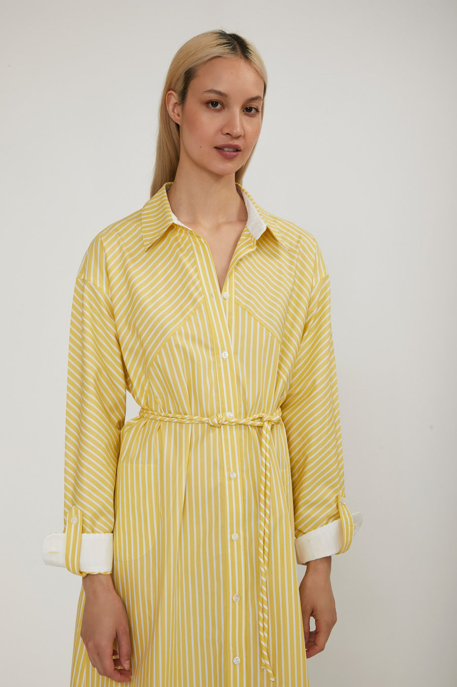 Robe James