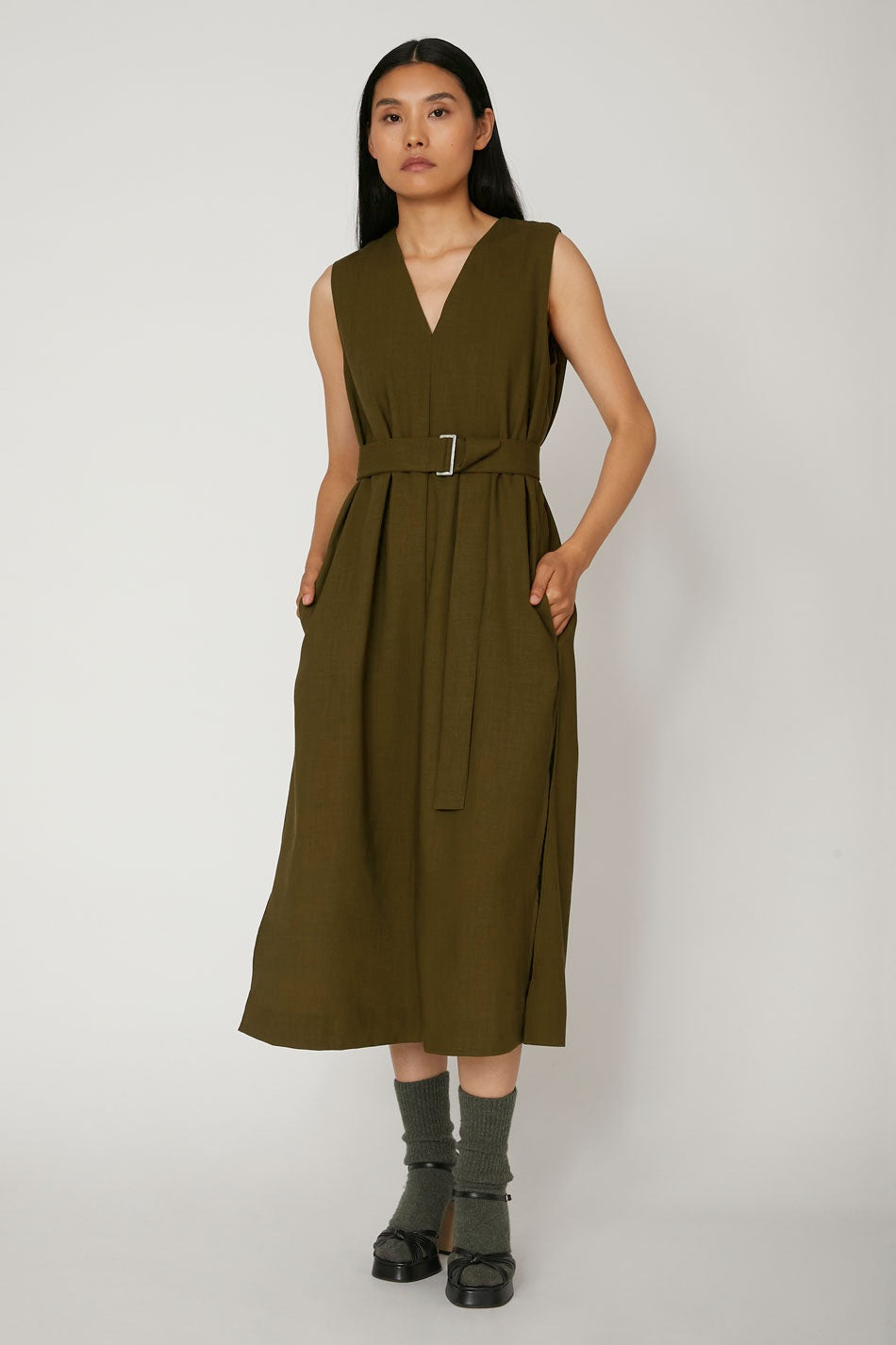 Robe Gaeta sans manches en laine froide Olive, Valentine Gauthier